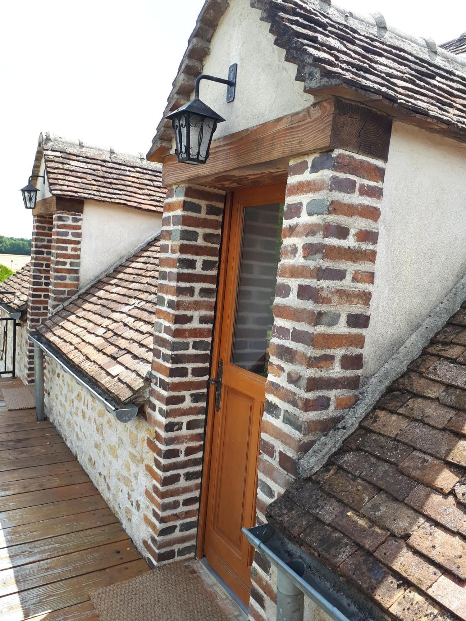 La Grange Des Blins Jouy (Yonne) Quarto foto